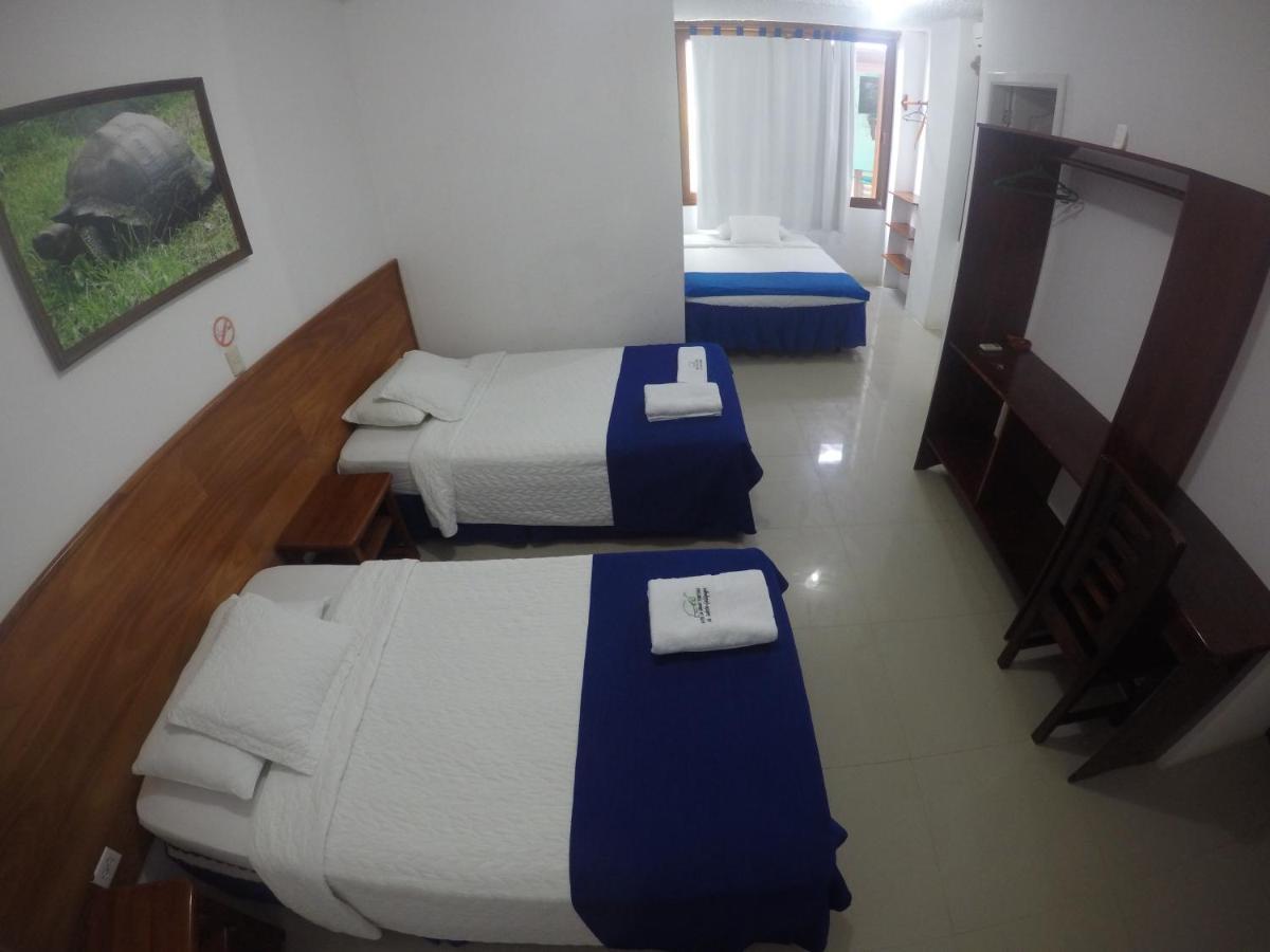 Hotel La Gran Tortuga - ᯤ Starlink Puerto Villamil Exterior photo