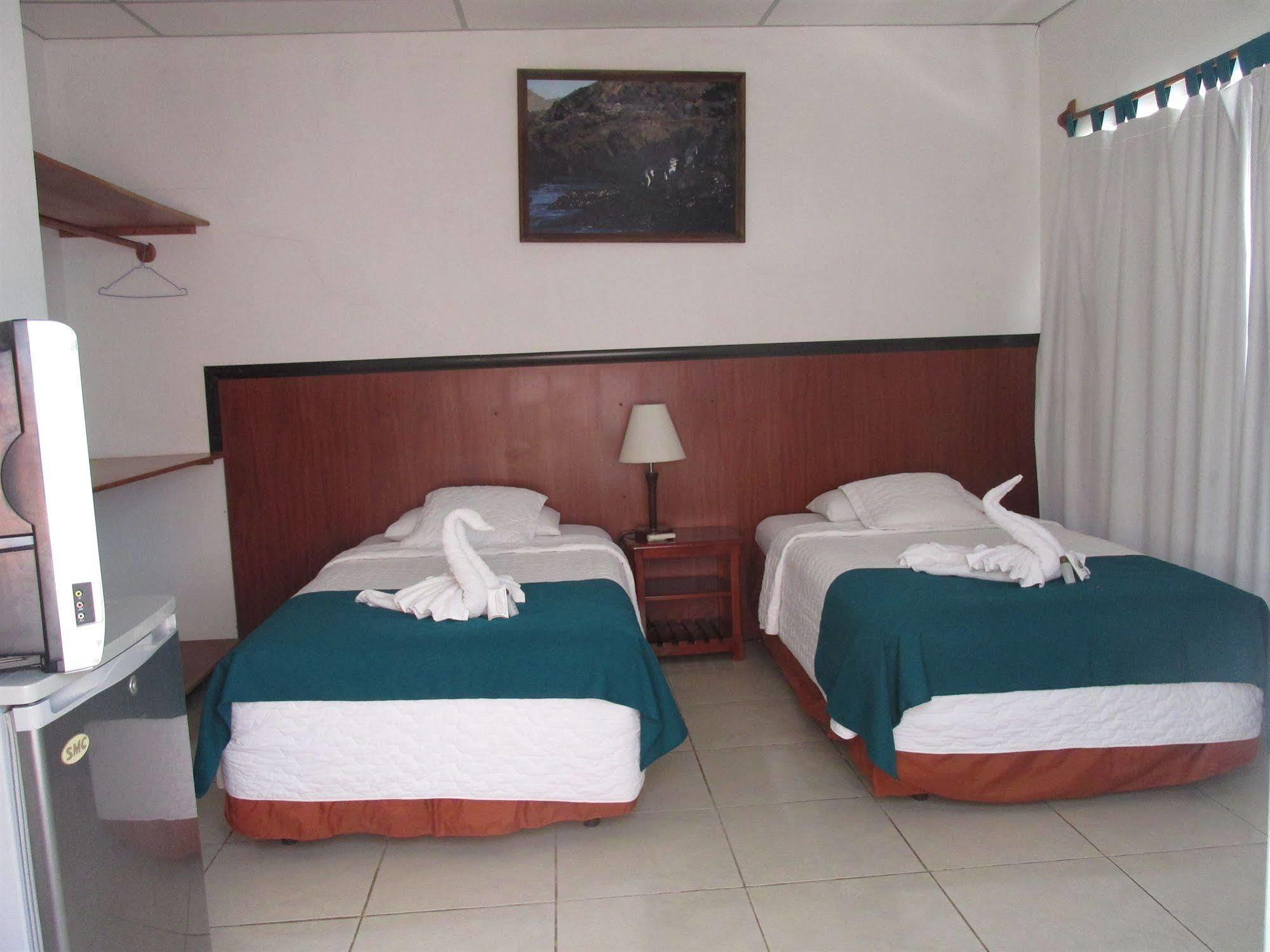 Hotel La Gran Tortuga - ᯤ Starlink Puerto Villamil Exterior photo