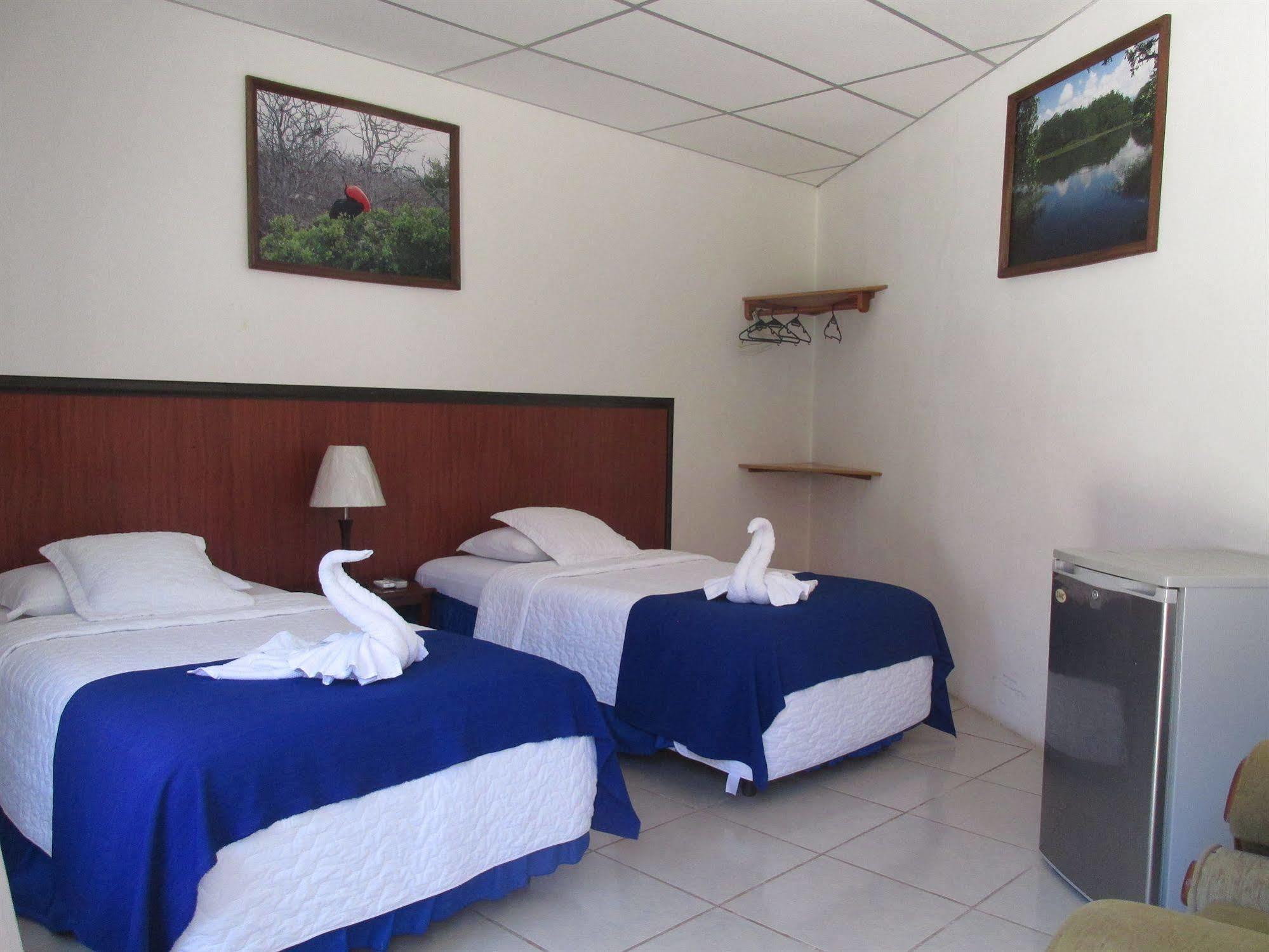 Hotel La Gran Tortuga - ᯤ Starlink Puerto Villamil Exterior photo