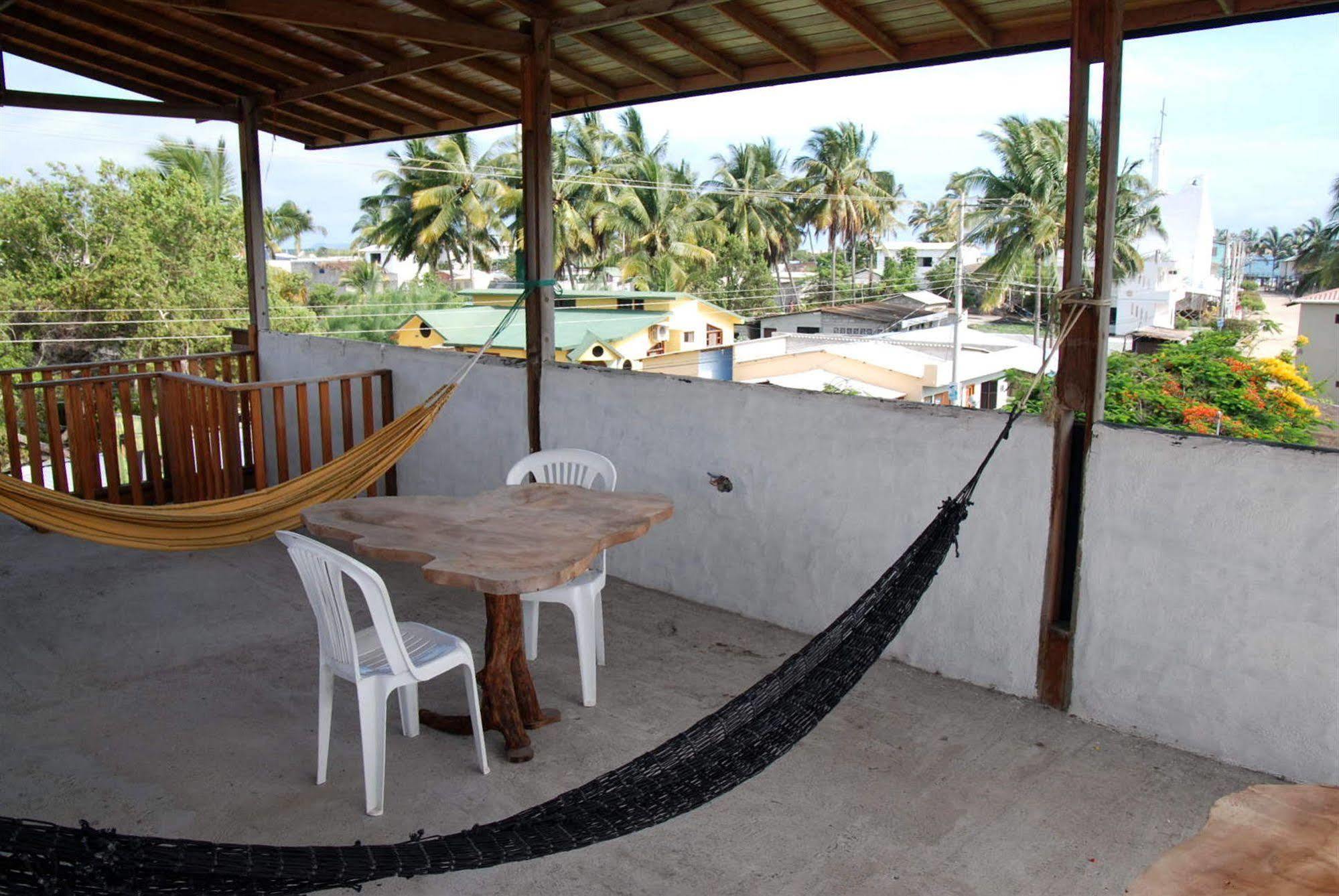 Hotel La Gran Tortuga - ᯤ Starlink Puerto Villamil Exterior photo